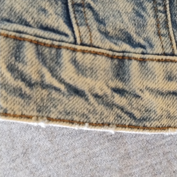 Zara Kids' Blue Denim Distressed Jean Jacket Size 3 - 4 years - Picture 12 of 14